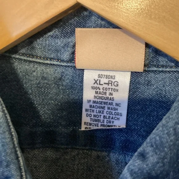 RED KAP Men’s Size XL Denim Button Down - Picture 2 of 6